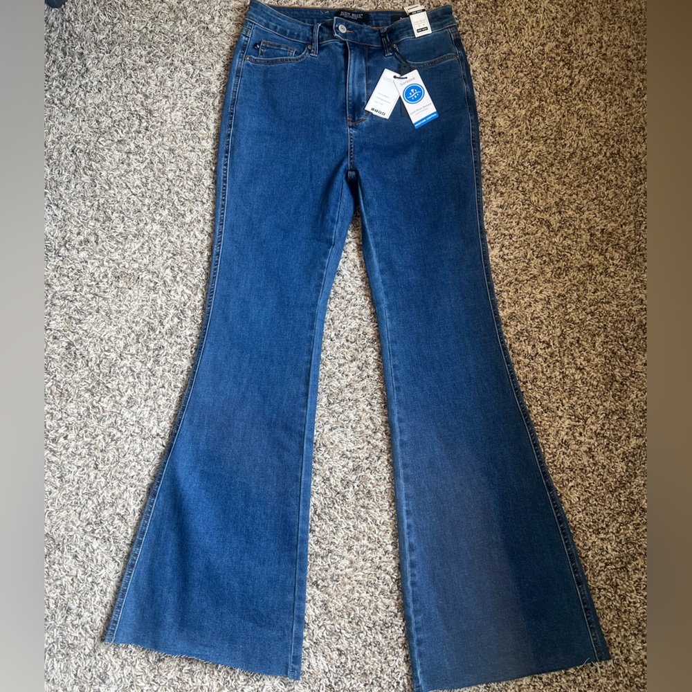 Judy Blue JB88611 High Rise Cool Denim Tummy Control Flare Jeans (11/30)